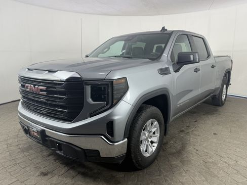 Used 2024 GMC Sierra 1500 Pro w/ Pro Value Package AWD/4WD image 3