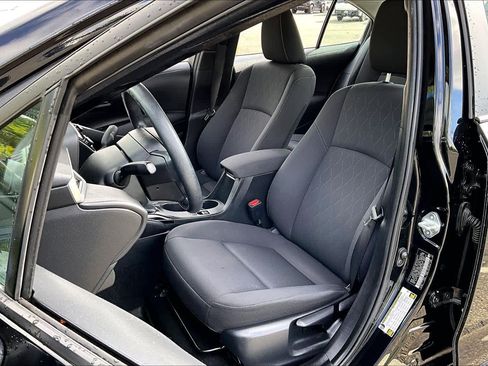 Certified 2024 Toyota Corolla LE image 7