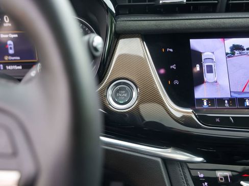 Certified 2025 Cadillac XT6 Premium Luxury w/ Platinum Package AWD/4WD image 17
