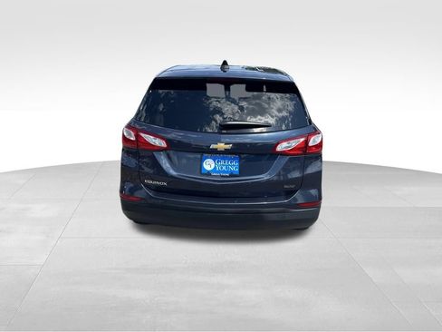 Used 2019 Chevrolet Equinox LS w/ LS Convenience Package FWD image 5