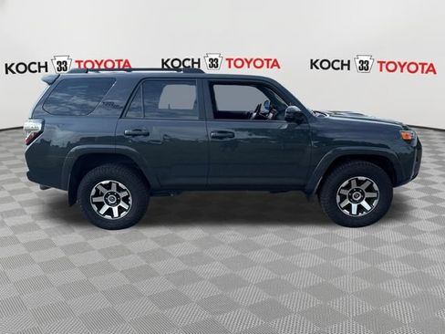 Used 2024 Toyota 4Runner TRD Off-Road Premium w/ Off Road Premium Plus Package AWD/4WD image 9
