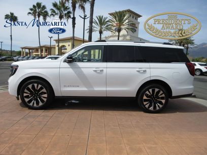 Used 2025 Ford Expedition Platinum w/ Driver's Package