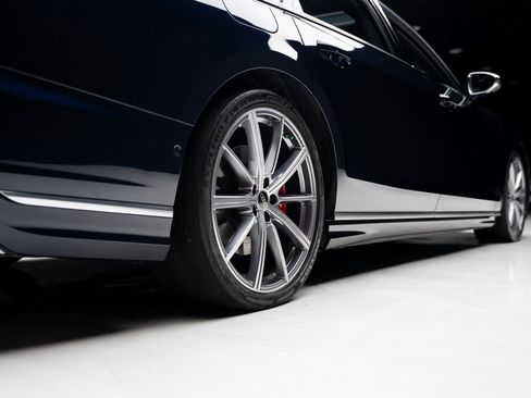 Used 2024 Audi S8 image 79