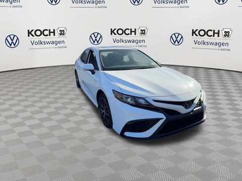 Used 2023 Toyota Camry SE image 32