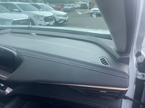 Used 2024 Buick Envision Sport Touring image 35