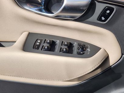 New 2026 Volvo XC90 B6 Plus w/ Protection Package Premier