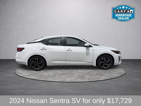 Used 2024 Nissan Sentra SV FWD image 2