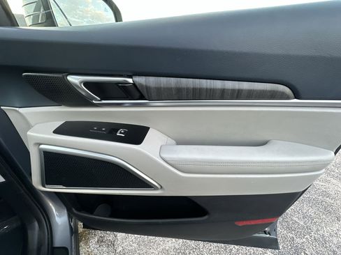 Used 2023 Kia Telluride EX image 26