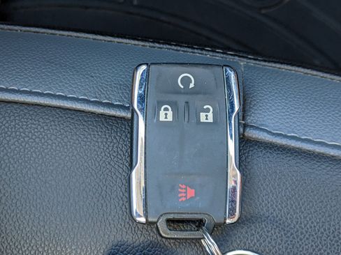 Used 2017 Chevrolet Colorado Z71 image 29