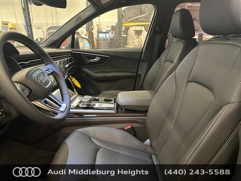 Used 2026 Audi Q7 3.0T Premium Plus AWD/4WD image 11