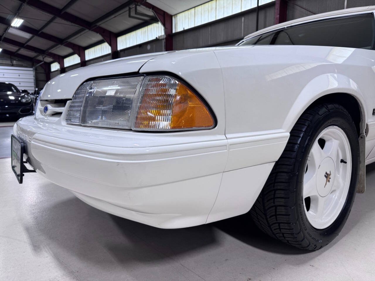 Used 1993 Ford Mustang LX RWD image 25