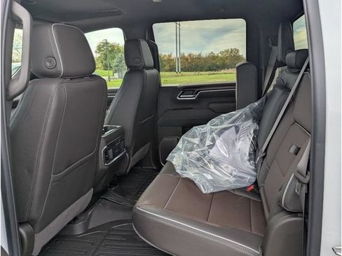 New 2026 GMC Sierra 2500 Denali w/ Denali Reserve Package AWD/4WD image 11