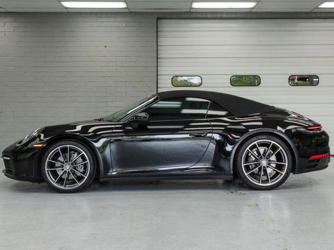 Used 2020 Porsche 911 Carrera image 4