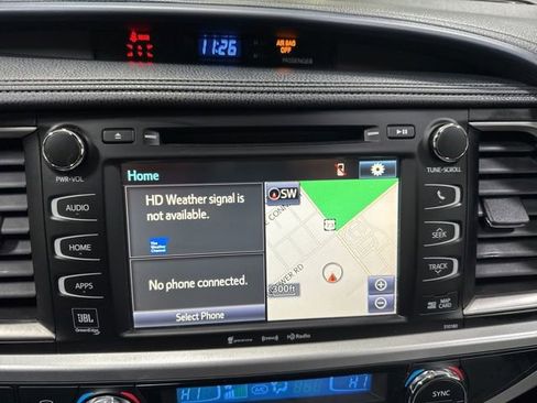 Used 2017 Toyota Highlander Limited FWD image 23
