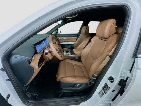 New 2026 Genesis GV70 2.5T Advanced image 16