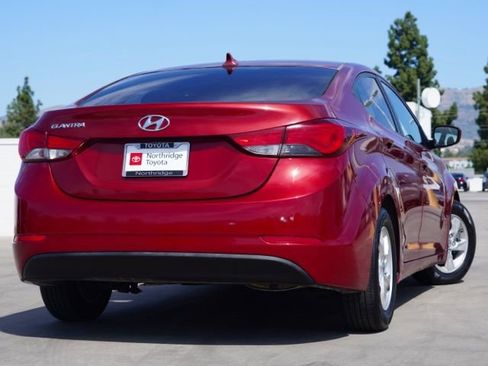 Used 2014 Hyundai Elantra SE image 6