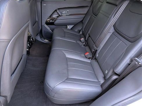 Used 2025 Land Rover Range Rover Sport Dynamic SE image 20