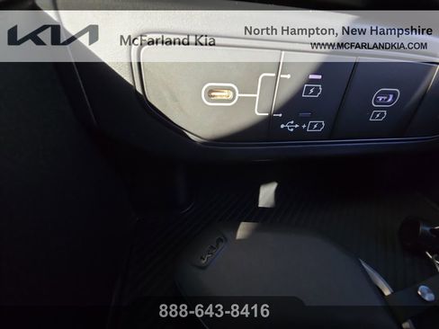 New 2025 Kia K4 LX image 17