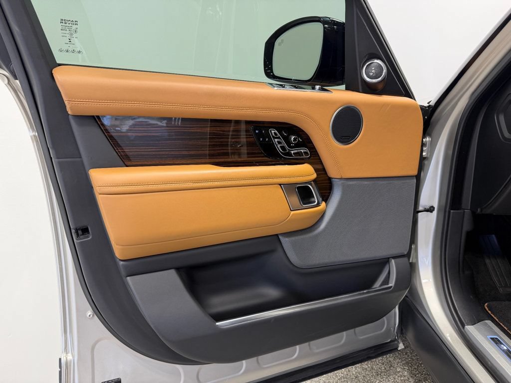 Used 2018 Land Rover Range Rover Autobiography AWD/4WD image 39