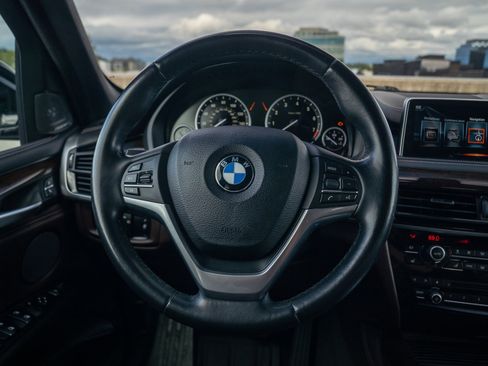 Used 2017 BMW X5 xDrive40e AWD/4WD image 21