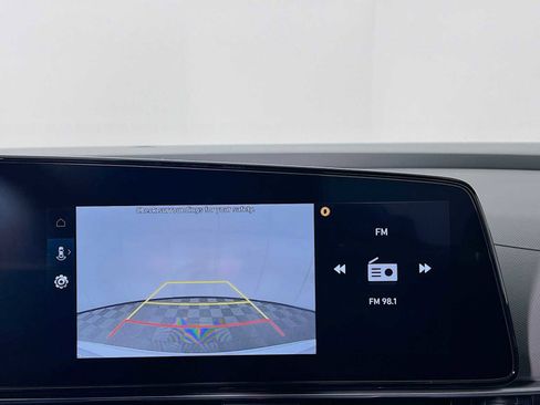 Used 2025 Hyundai Elantra SEL w/ Cargo Package image 10