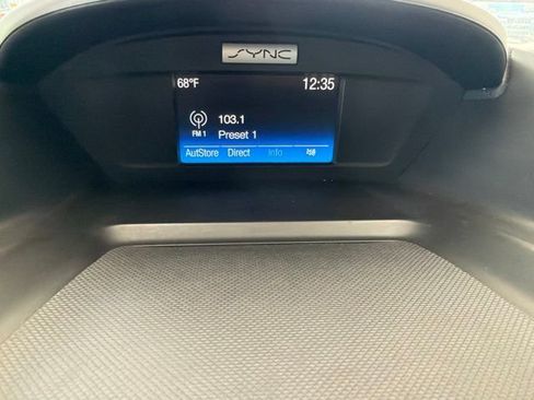 Used 2017 Ford Escape SE FWD image 19