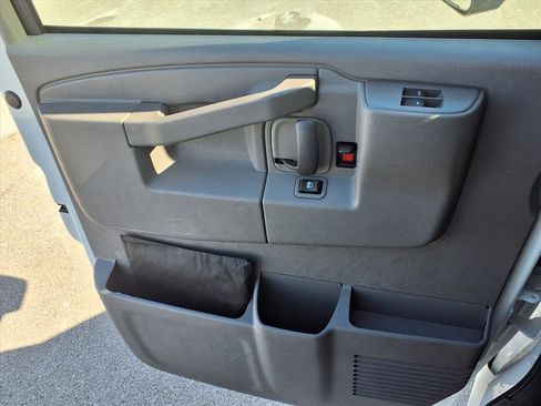 New 2025 GMC Savana 3500 w/ Power Convenience Package image 15