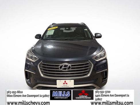 Used 2019 Hyundai Santa Fe XL SE image 2