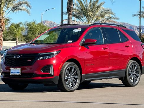 Used 2024 Chevrolet Equinox RS image 8