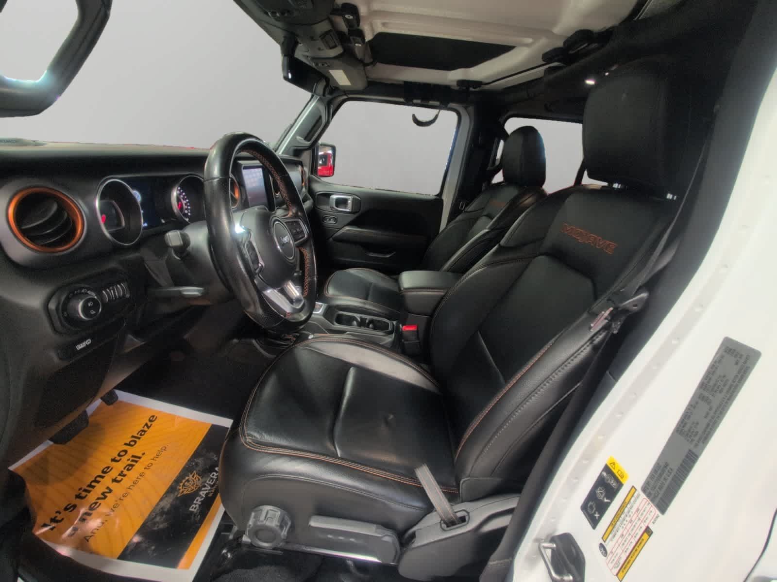 Used 2021 Jeep Gladiator Mojave w/ Dual Top Group AWD/4WD image 9