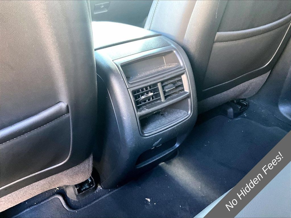 Used 2022 Cadillac XT5 Luxury AWD/4WD image 27