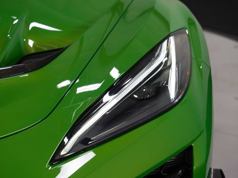 Used 2026 Chevrolet Corvette ZR1 w/ ZR1 Carbon Fiber Aero Package RWD image 15