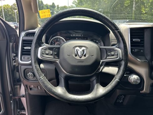 Used 2019 RAM 1500 Laramie RWD image 27