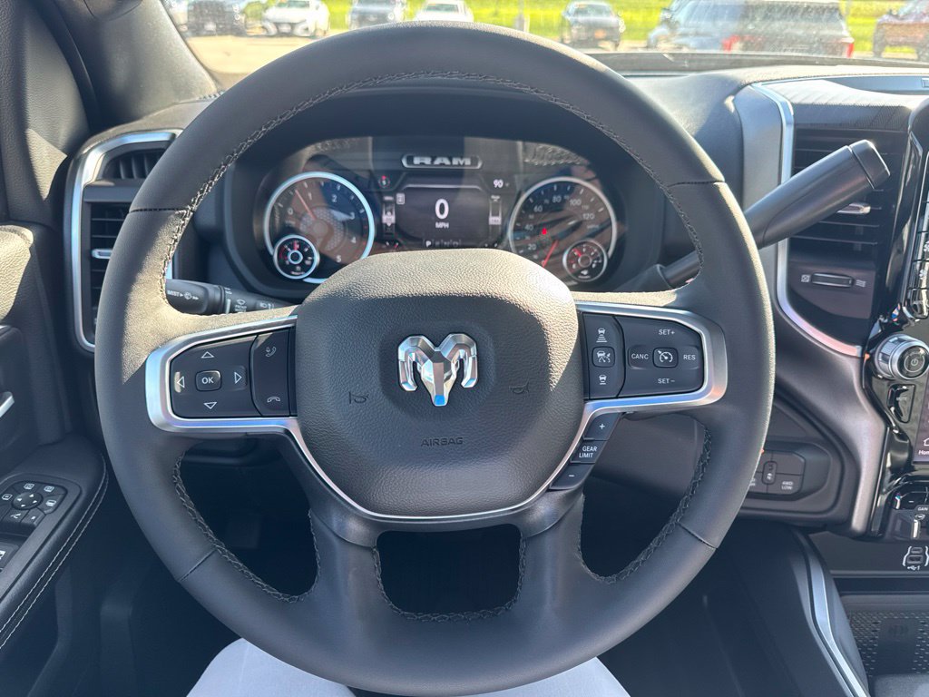 New 2027 RAM 3500 Big Horn AWD/4WD image 13