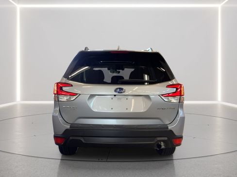 Certified 2021 Subaru Forester Premium AWD/4WD image 27