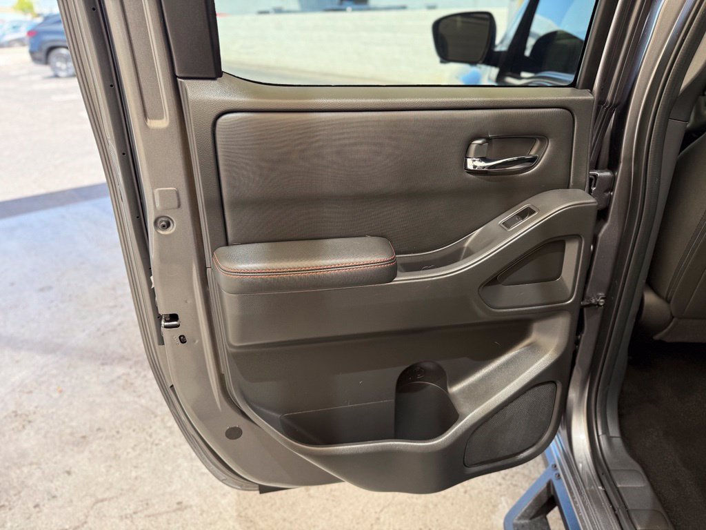 Used 2023 Nissan Frontier Pro-X w/ Pro Convenience Package RWD image 22