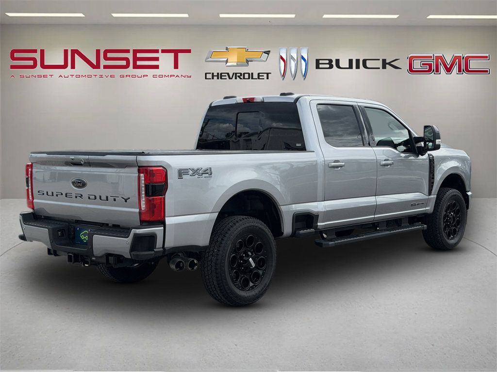 Used 2024 Ford F350 Lariat w/ Black Appearance Package AWD/4WD image 7