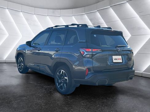 Used 2025 Subaru Forester Limited image 6