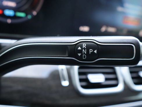 Used 2020 Mercedes-Benz GLE 450 4MATIC image 36