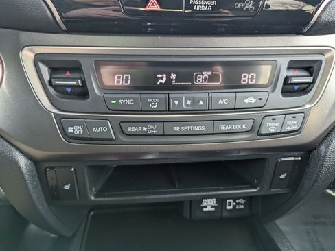 Certified 2022 Honda Pilot Sport image 19