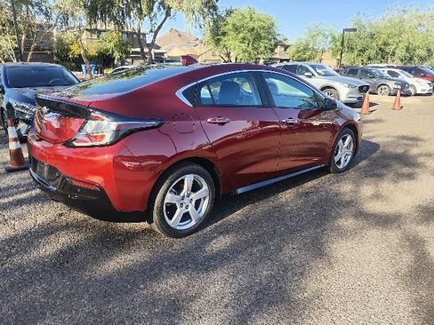 Used 2018 Chevrolet Volt LT w/ LT Driver Confidence Package FWD image 11