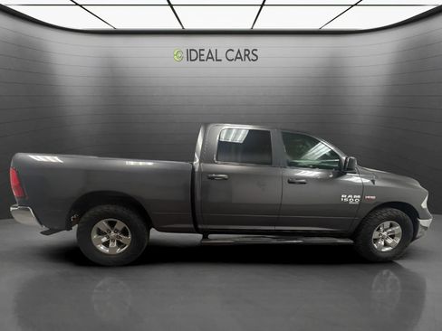 Used 2020 RAM 1500 Classic SLT RWD image 4