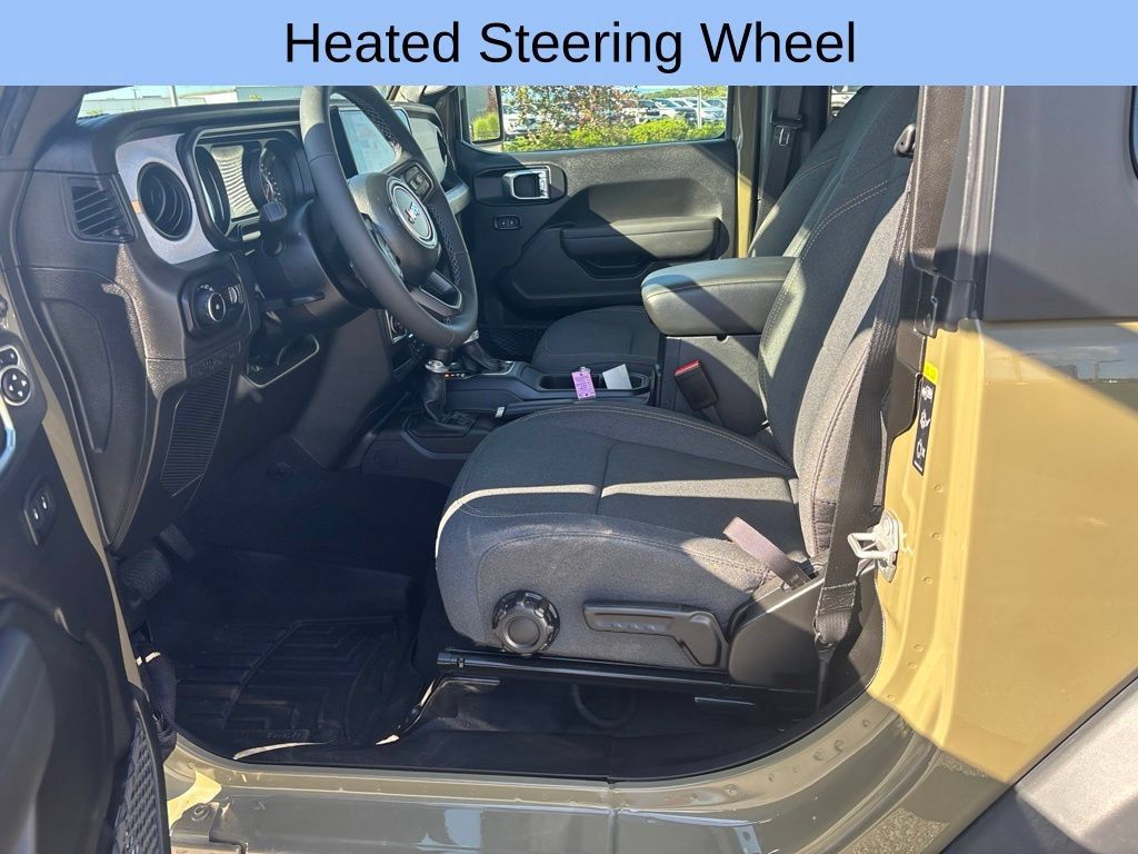 Used 2026 Jeep Wrangler Sport AWD/4WD image 12