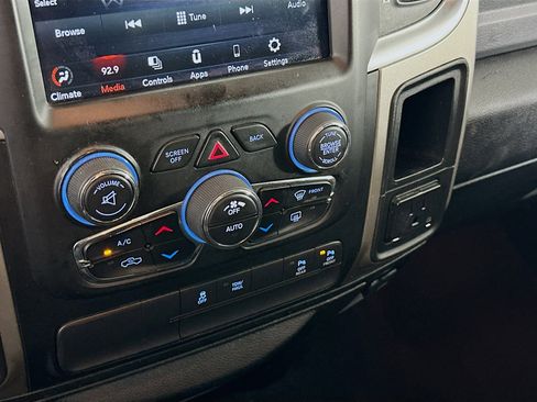 Used 2019 RAM 1500 Big Horn RWD image 22