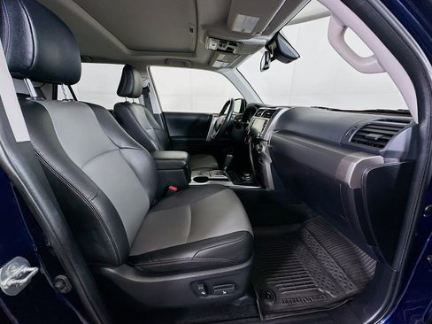 Used 2024 Toyota 4Runner SR5 Premium w/ Moonroof Package image 33