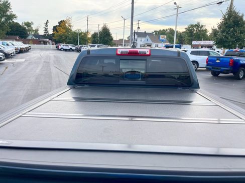 Certified 2020 Chevrolet Colorado ZR2 w/ LPO, Premium Interior Package image 13