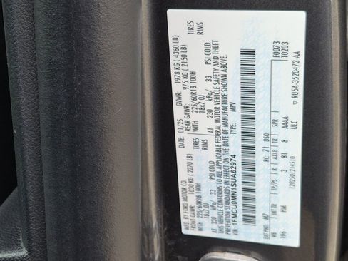 Used 2025 Ford Escape ST-Line FWD image 30