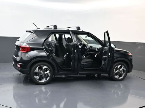 Certified 2024 Hyundai Venue SEL FWD image 29