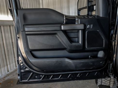 Used 2020 Ford F250 Platinum w/ FX4 Off-Road Package image 46