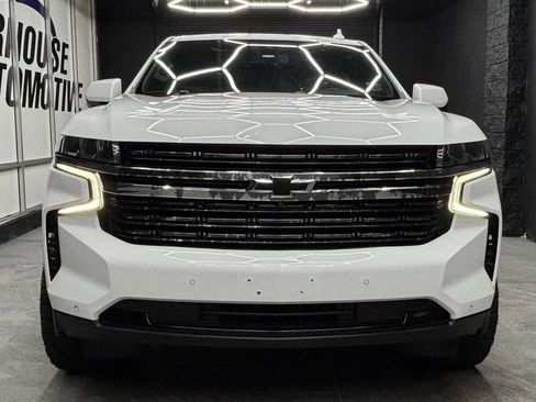 Used 2022 Chevrolet Suburban RST w/ Luxury Package AWD/4WD image 17
